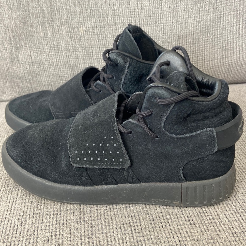 Adidas Tubular suede high top boys size 1 with Velcro